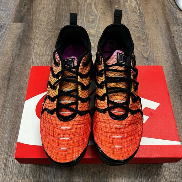 Nike Air Vapormax Plus Grid Sunset - Picture 12 of 13